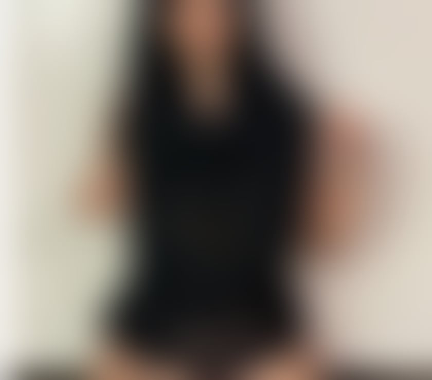 Escorts West Yorkshire Leeds - Photos for Half 🇮🇳hijabi 🦶💦mistress and B2b massage