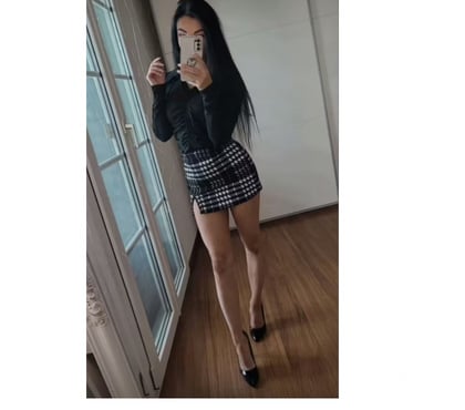 Escorts & Erotic Massage Reading Town Centre Reading - Photos for Hi I m Ella available for only outcall party 🥳 girl