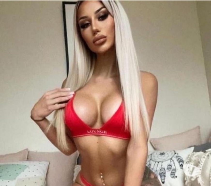 Escorts West Yorkshire Leeds - Photos for Erika🌸HOT GIRL 🔥 ATTRACTIVE🥰 REAL ⭐️ PARTY 🍭