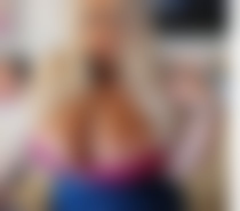 Escorts Hanley Stoke-on-Trent - Photos for Jenifer New here very nice party 🎉🎉🎉