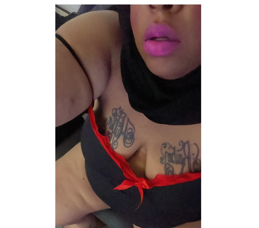 Escorts West Midlands Birmingham - Photos for 🤫🤫NEW HIJABI MILF IN TOWN 🧕🏽