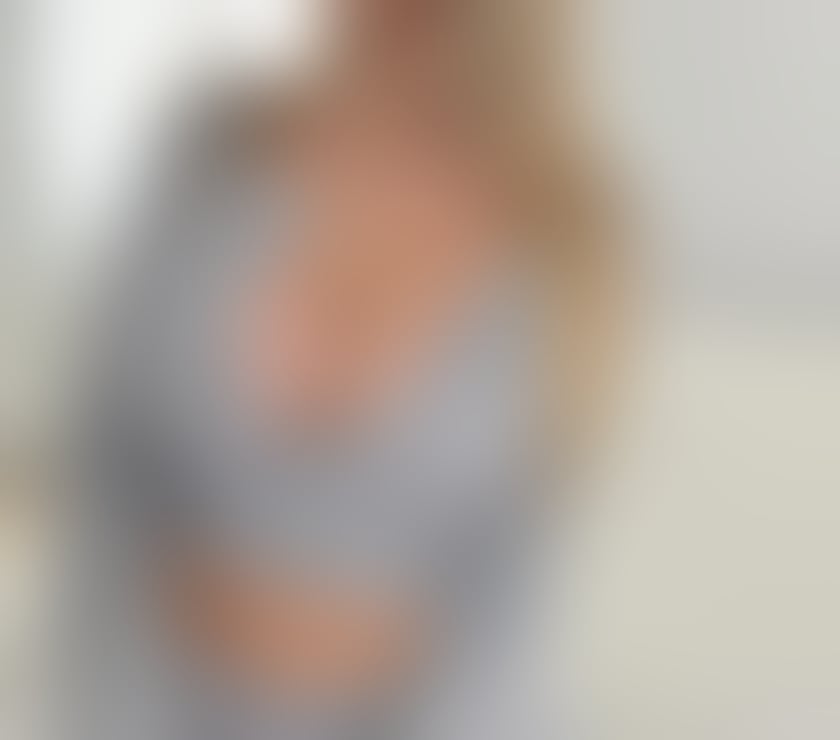 Escorts East London Redbridge - Photos for PARTY BLONDE MILF IN TOWN ❤️