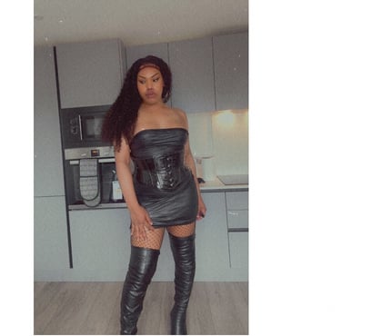 Trans High Street Kensington Station South West London - Photos for 🇩🇲💋🎉😈TS KYLIE X00xx7