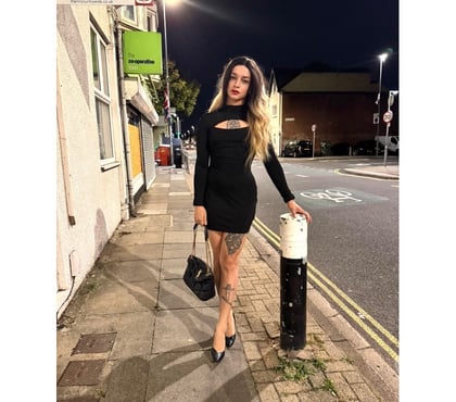 Trans Slough Town Centre Slough - Photos for Maria Fernanda Brazilian Very hot good service 🥳