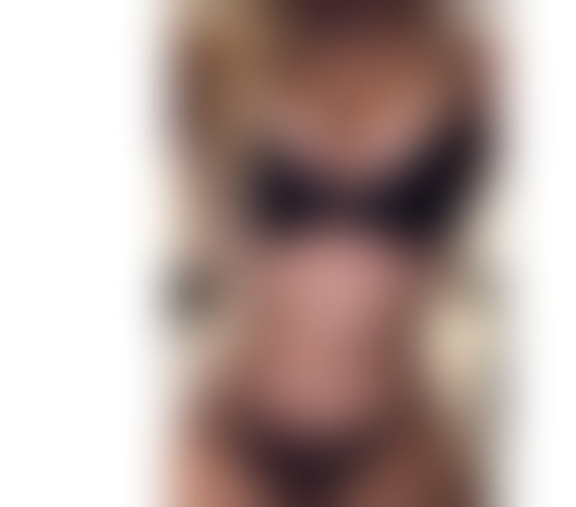 Escorts West Yorkshire Leeds - Photos for Whatsapp Only! Petite & sweet x