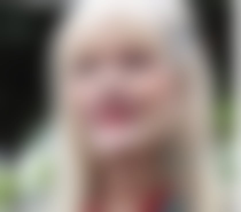 Trans Escorts West London Notting Hill - West London - Photos for Marilyn: Beautiful, Mature, Busty, sex-change woman