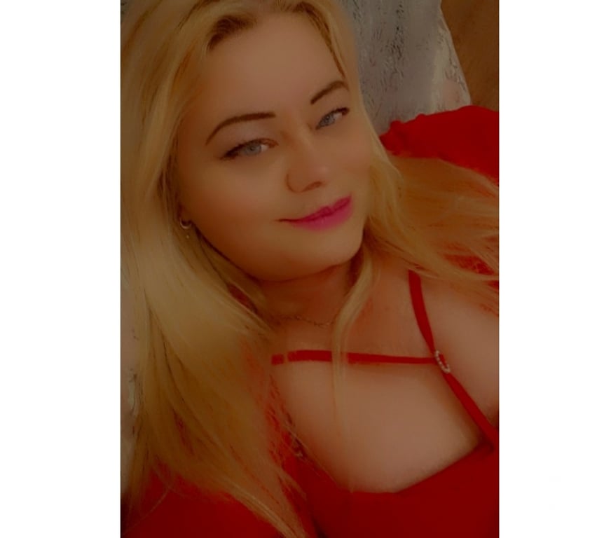 Escorts North London Ponders End - Enfield - Photos for Sexy Alexa party grils Best Milf 😘😘💯💋