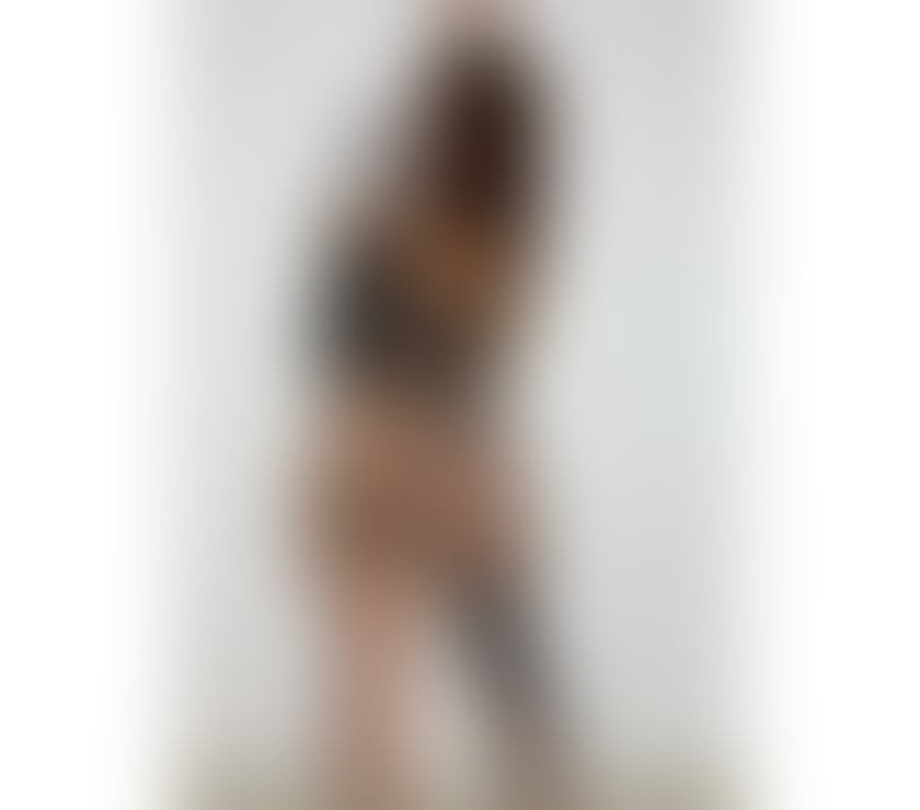Escorts Aberdeen Aberdeen City Centre - Aberdeen - Photos for Naughty brunette in town real pics