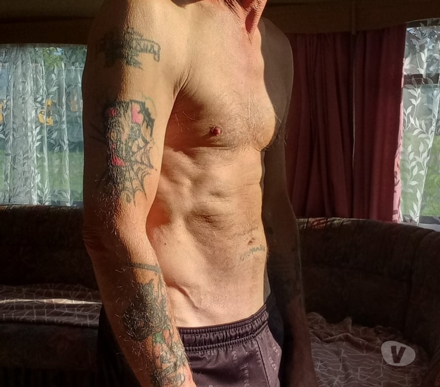 Escorts West Yorkshire Bradford - Photos for Mature bi male massage, escort, singles or couples