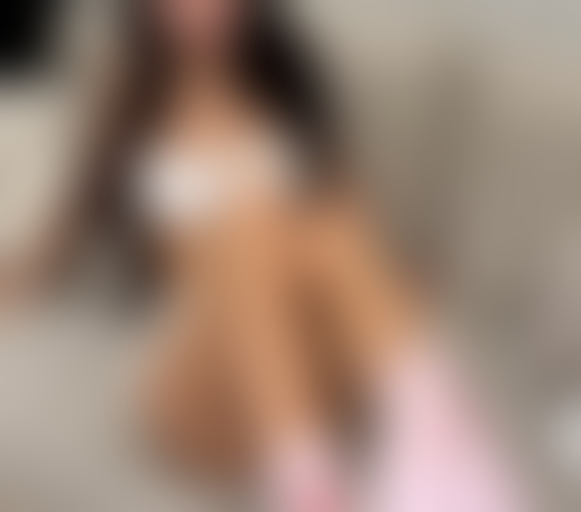 Escorts Cardiff Grangetown - Cardiff - Photos for Suzy new party girl in the town