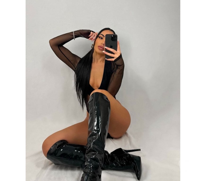 Escorts Aberdeenshire Fraserburgh - Aberdeenshire - Photos for HOT SENSATION ❤️ ONLY OUTCALL 🥰PARTYYY💯