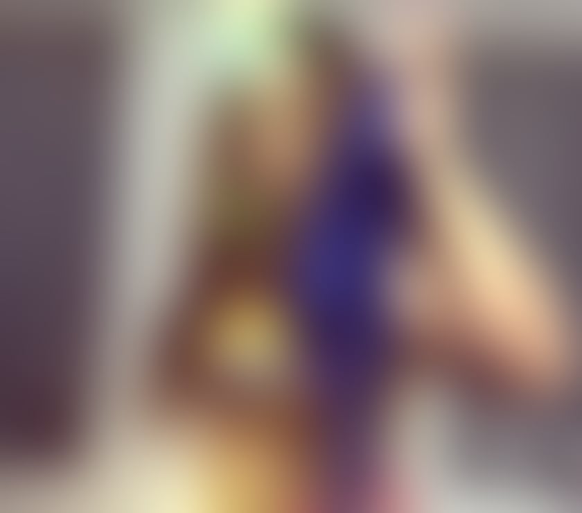 💋 🎉 SMOOTH & FEM TGIRL AVAILABLE 😜 👠