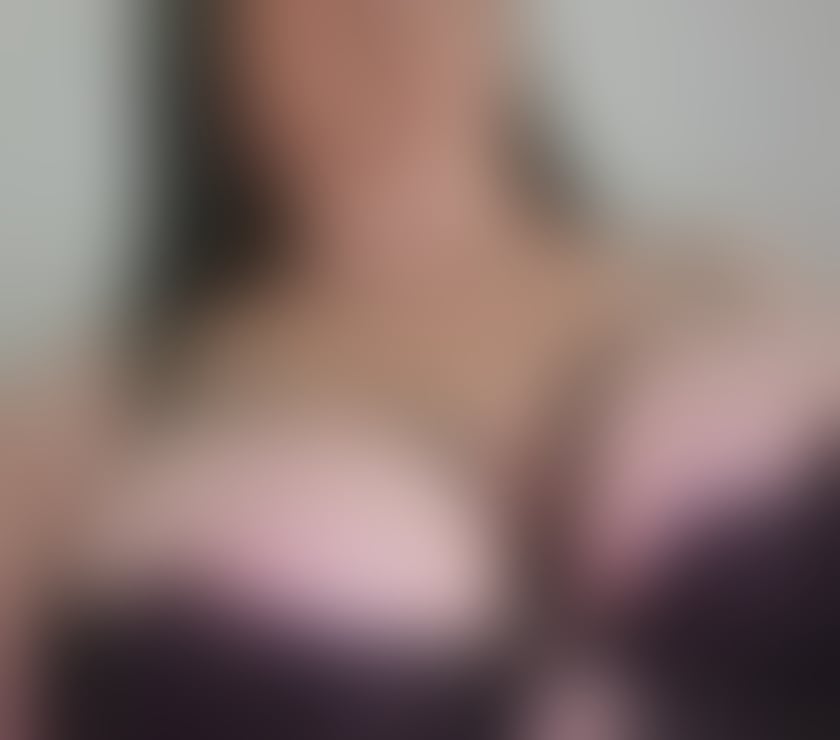 Sandra horny latina sexy full massage