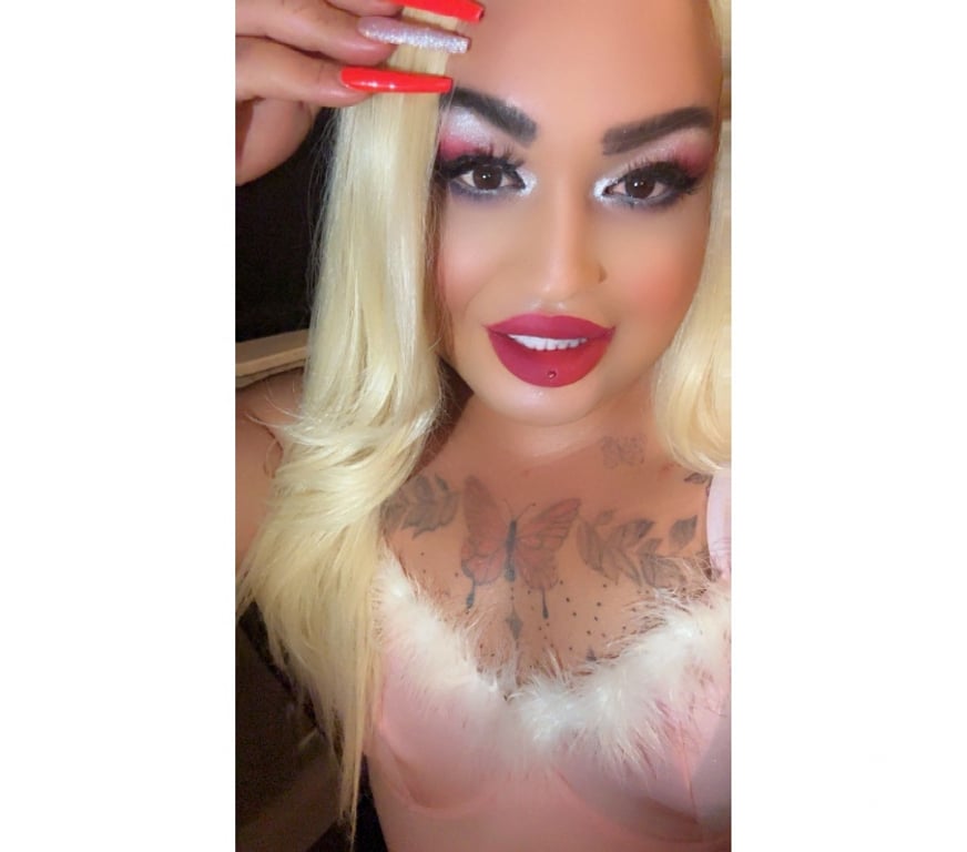 Escorts West Midlands Birmingham - Photos for Adella ❤️Transexual❤️ Party time !