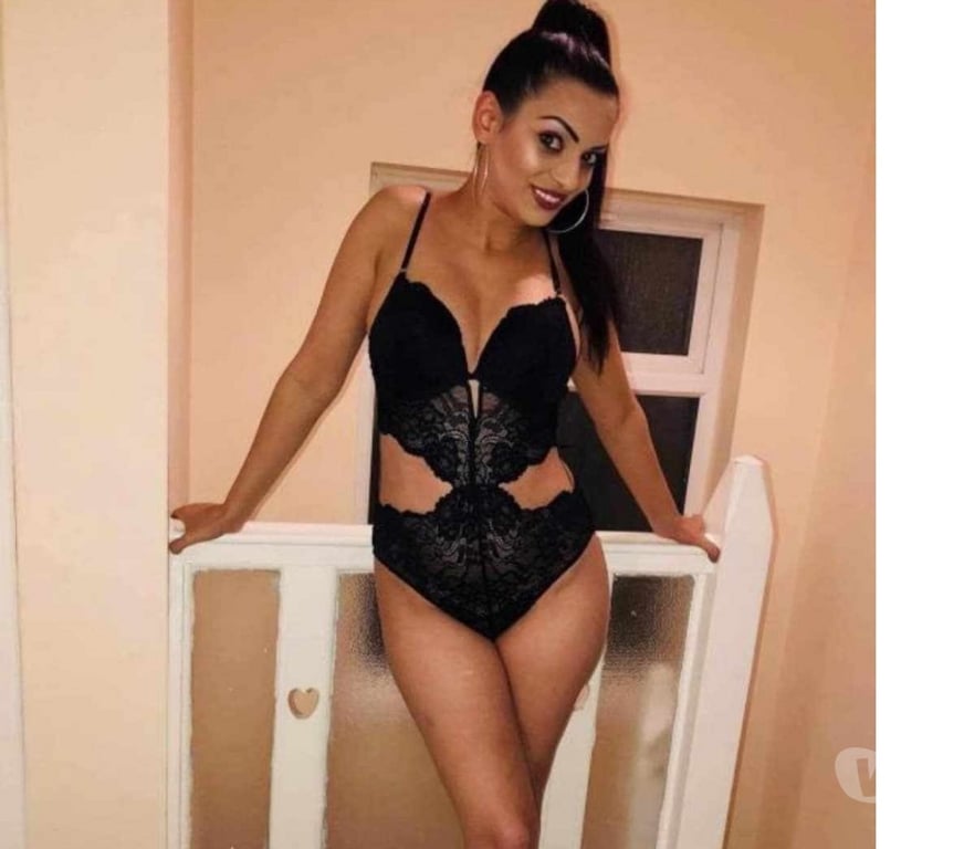 Escorts North West London Alperton - North West London - Photos for SEXY MAYA AGAIN IN WEMBLEY ! ππ 07301729083 ππ