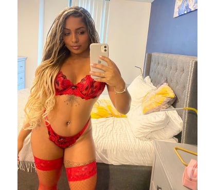 Photos for 🔥Hot Brazilian girl 🇧🇷 sculpted body 100% natural