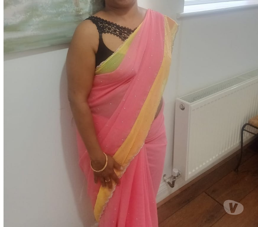 Escorts East London Havering - Photos for Amazing sexy fun indian
