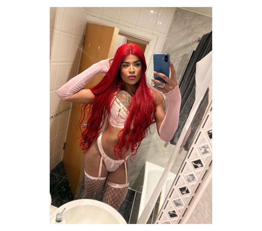 Trans Escorts Buckinghamshire Milton Keynes - Photos for Kyllie huge and thick ππ