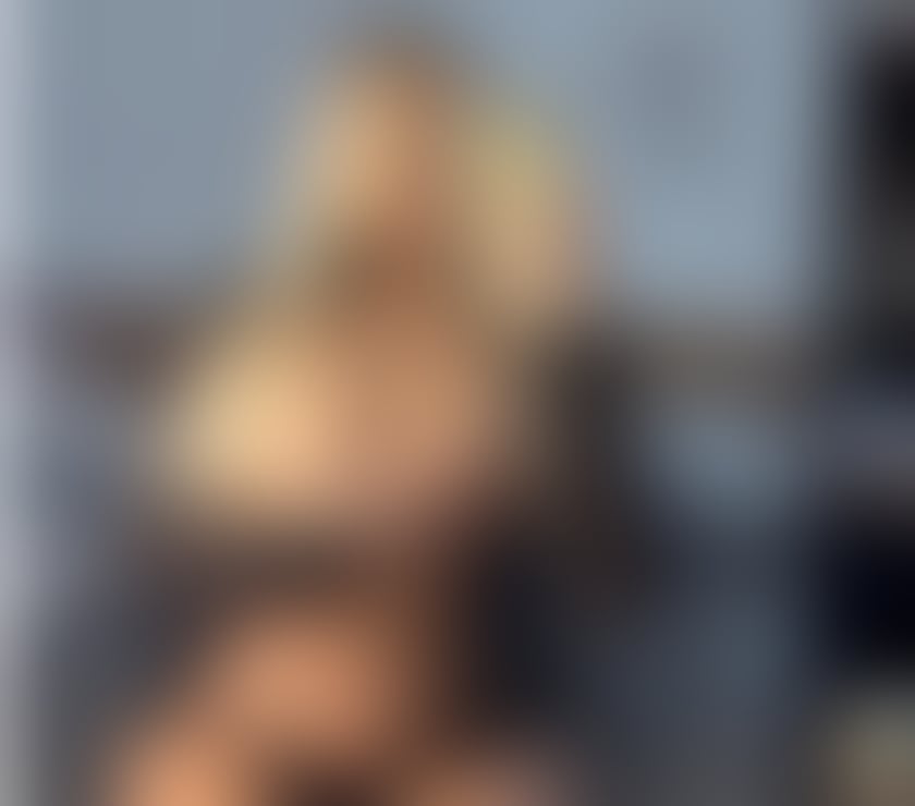 Escort Belfast City Centre (South) Belfast - Photos for ELLA HOT GIRL HERE📞OUT-INCALL WEBCAM‼️PARTY