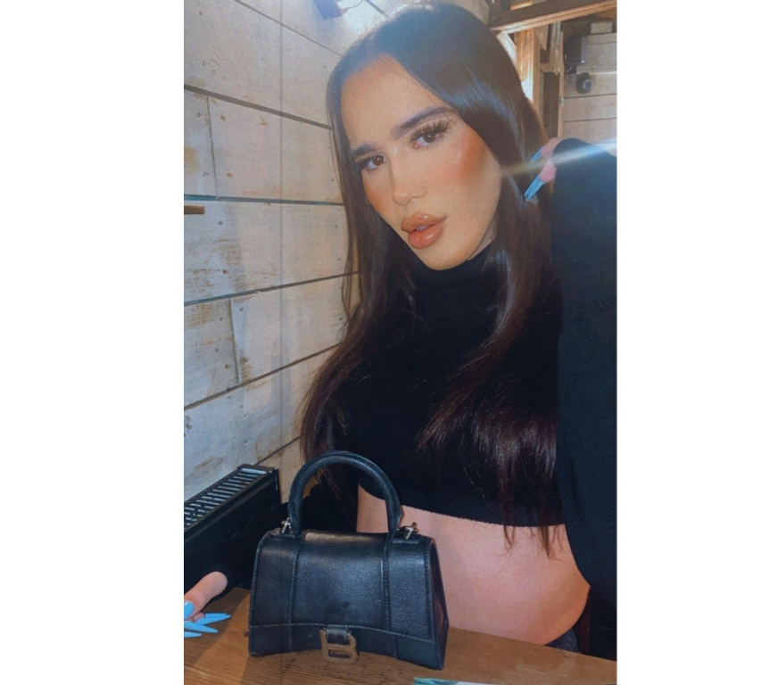 Trans Escorts Merseyside Liverpool - Photos for White British trans girl x