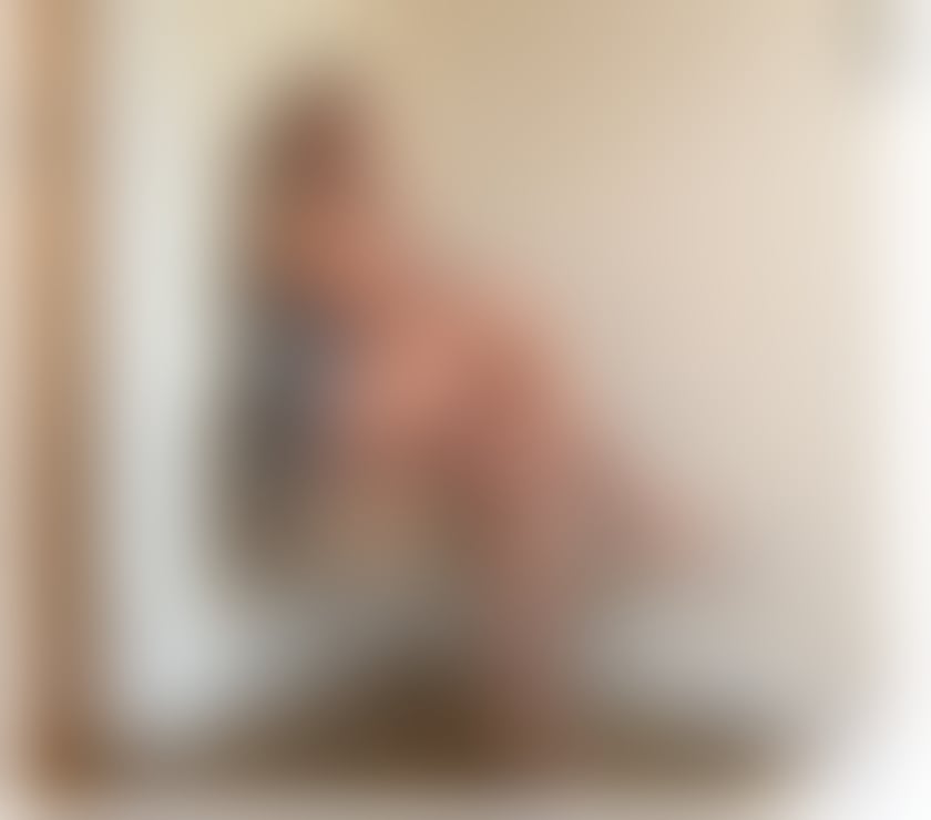 Escorts North West London Harrow - Photos for Laury milf party Colombian girl !