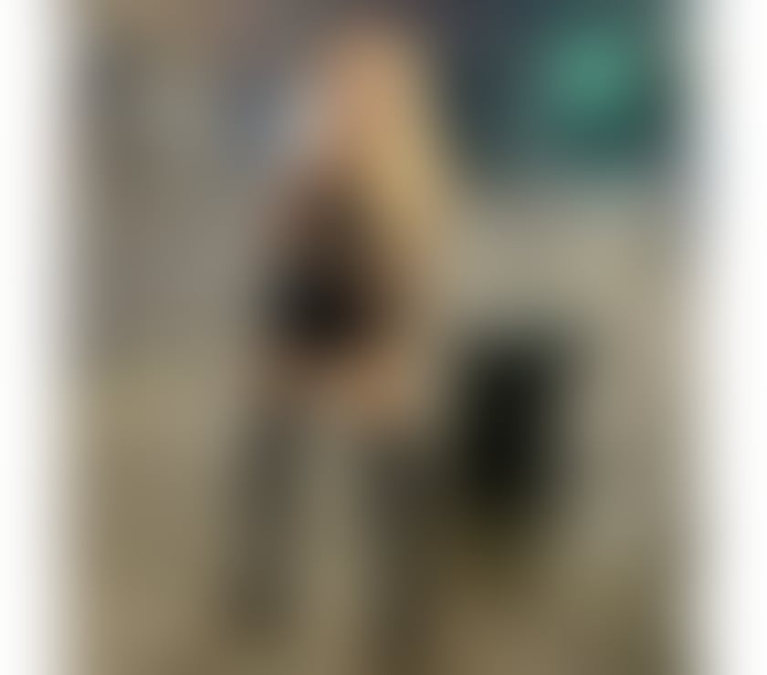 Transsexual Paddington Station West London - Photos for TS NAOMI QUEEN TOP