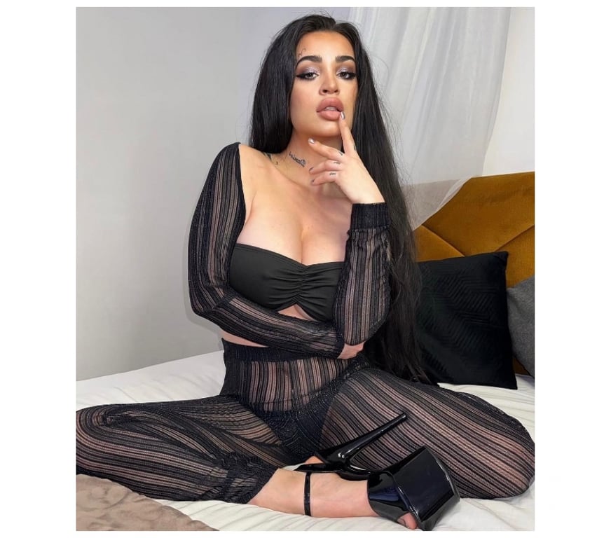 Escorts Fife Dunfermline - Fife - Photos for ANGELA BEST PARTY GIRL 🥂🎉 ONLY OUTCALL🔥🥵