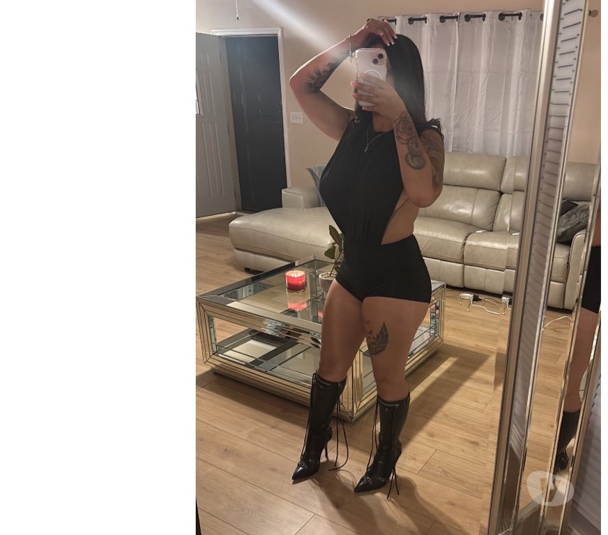 Escorts Swansea - Wales Cwmbwrla - Swansea - Photos for Emma your professional Latina queen in town 💋