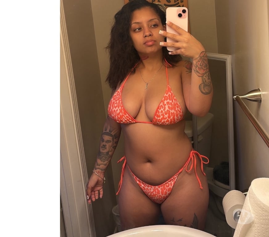 Escorts Swansea - Wales Cwmbwrla - Swansea - Photos for Emma your professional Latina queen in town 💋