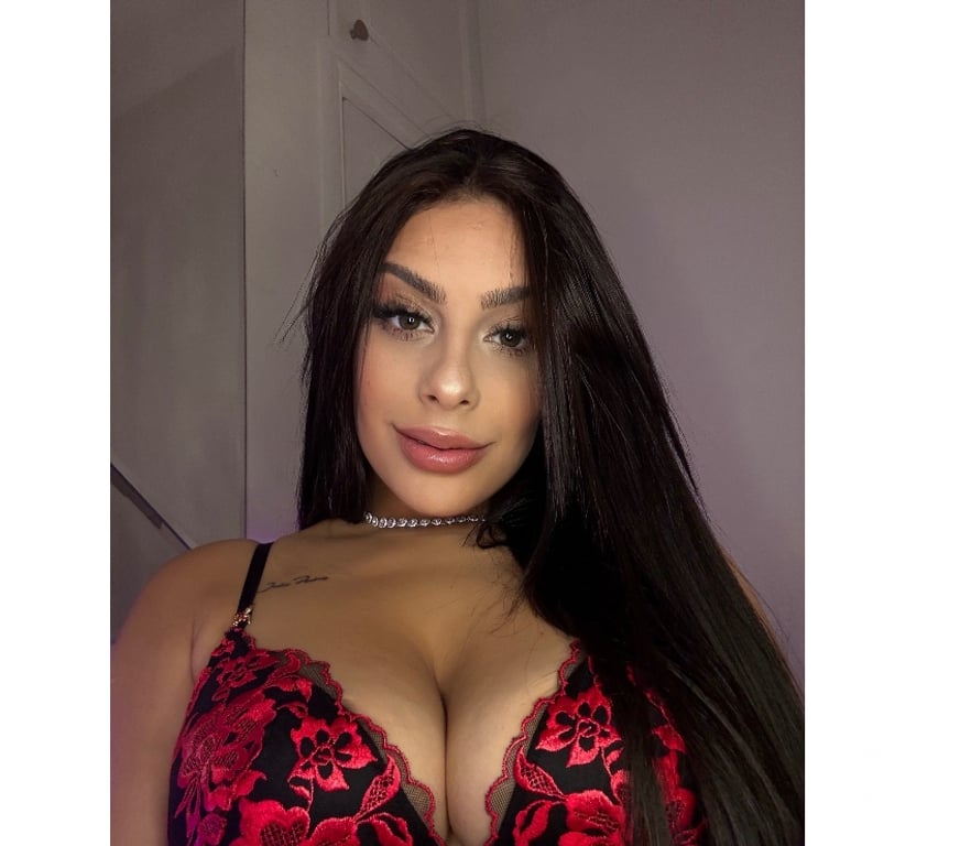 Escorts West Yorkshire Leeds - Photos for The stunning brunette who just arrived 😈💖