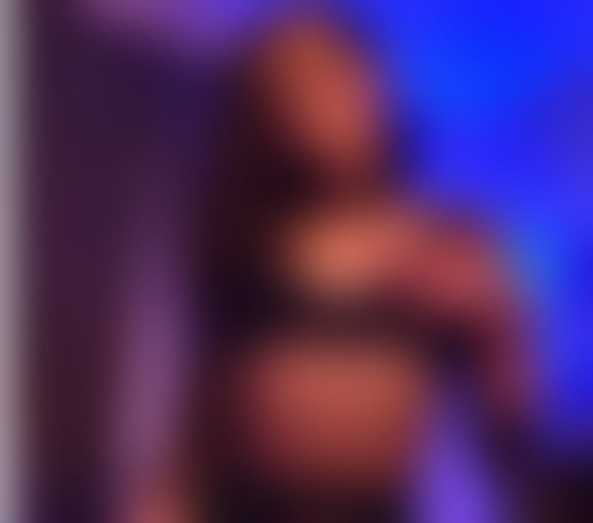 Trans Escorts Bristol Bristol City Centre - Bristol - Photos for Trans Goth Girl looking to make your dreams come true