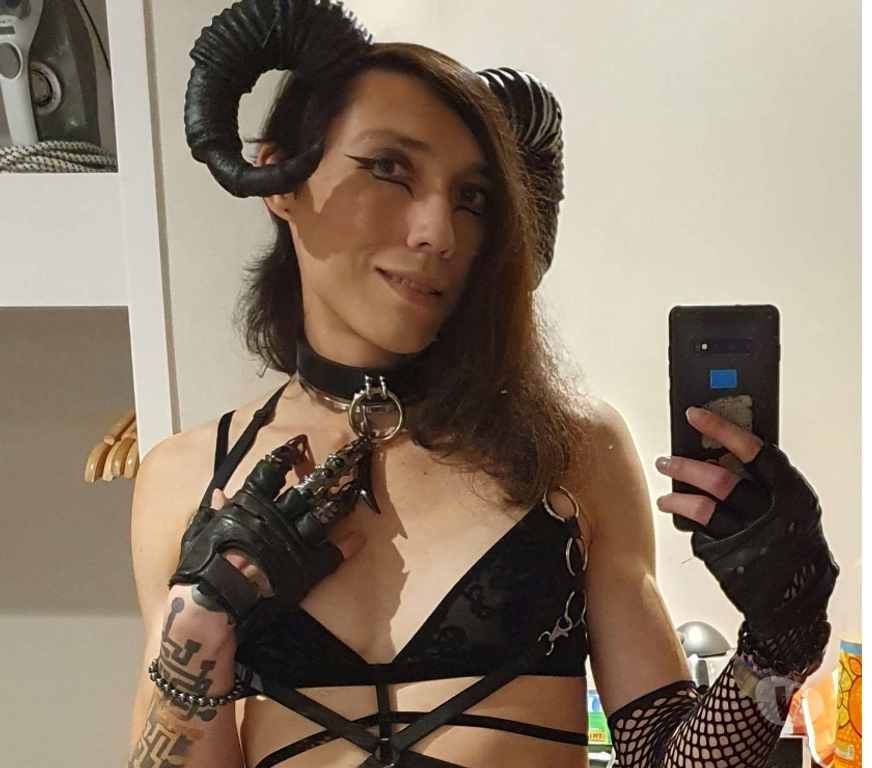 Trans Escorts Bristol Bristol City Centre - Bristol - Photos for Trans Goth Girl looking to make your dreams come true