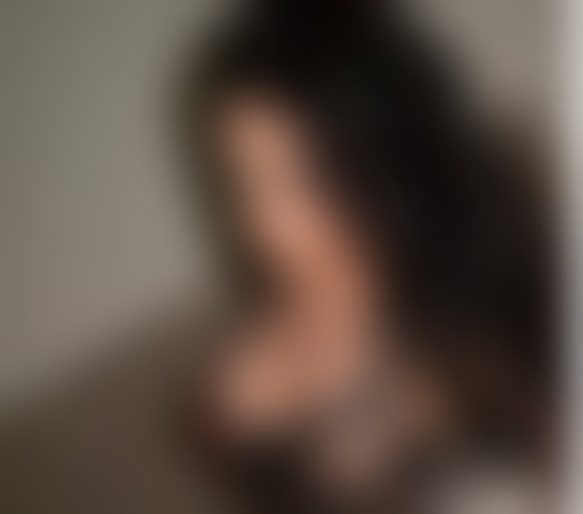 NEW IN TOWN OUTCALL PARTY GIRL INCALL