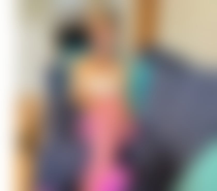 Escorts Wiltshire Swindon - Photos for Relaxing and Revitalising Massage by English Sadie!