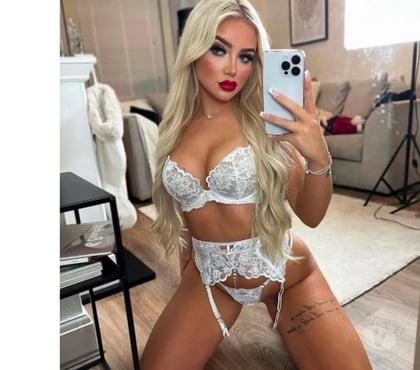 Escorts Preston City Centre Preston - Photos for Sexxy blonde in town just for you‼️😍Party outcall