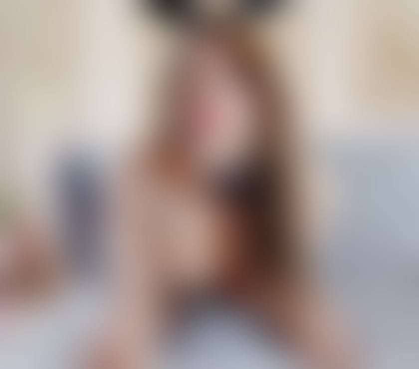 Escorts Fife Dunfermline - Fife - Photos for Busty Sexy Thai TS Ladyboy with a Lovely Surprise in Town x