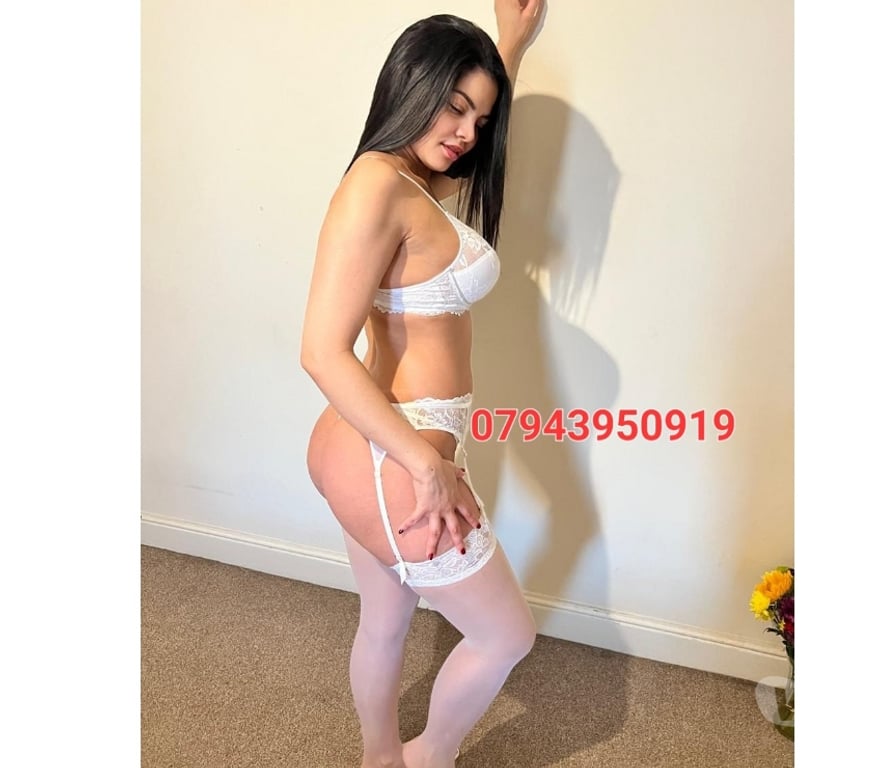 Escorts Essex Thurrock - Essex - Photos for big ass juicy breast ❤️🥰♥️😋