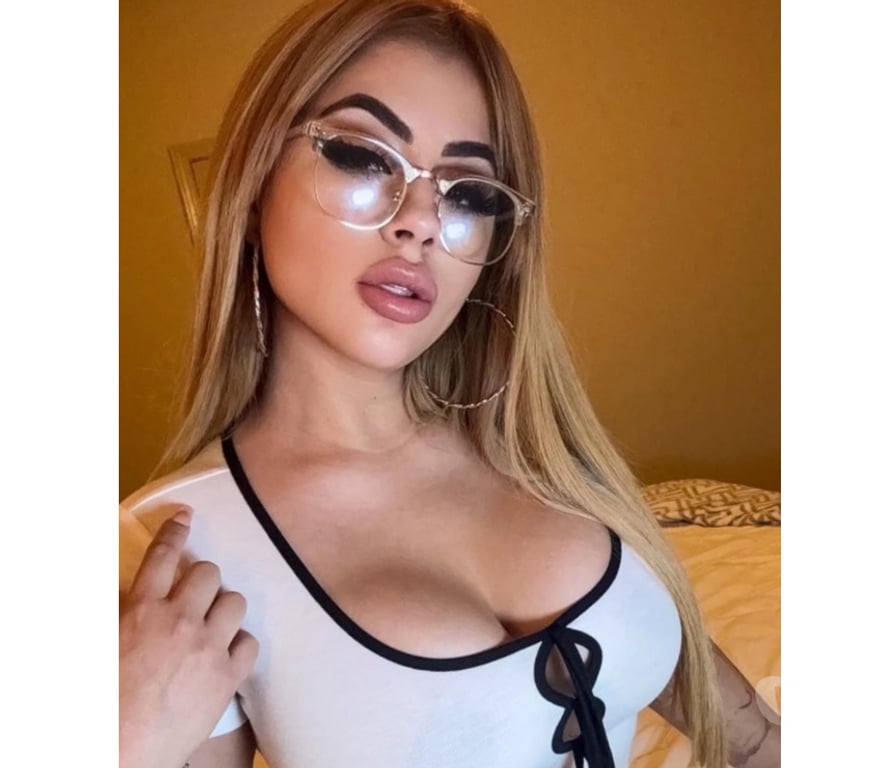 Escorts Nottinghamshire Nottingham - Photos for 🌸🌸 PARTY WITH SWEET LISA 🌸🌸
