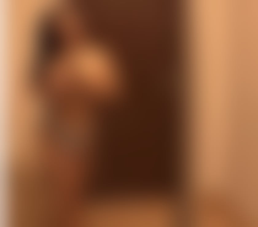 Escorts Finsbury Park North London - Photos for BUSTY GIRL NEW IN TOWN