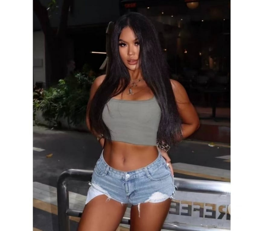Escorts Greater Manchester Wigan - Photos for Sexy Philippines Lady Just Arrived