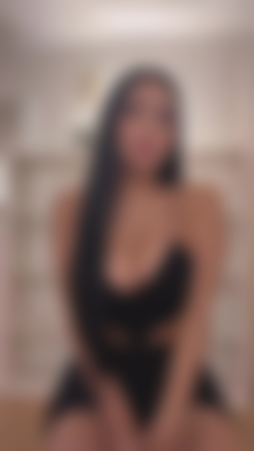 Escorts East London Canary Wharf Station - East London - 