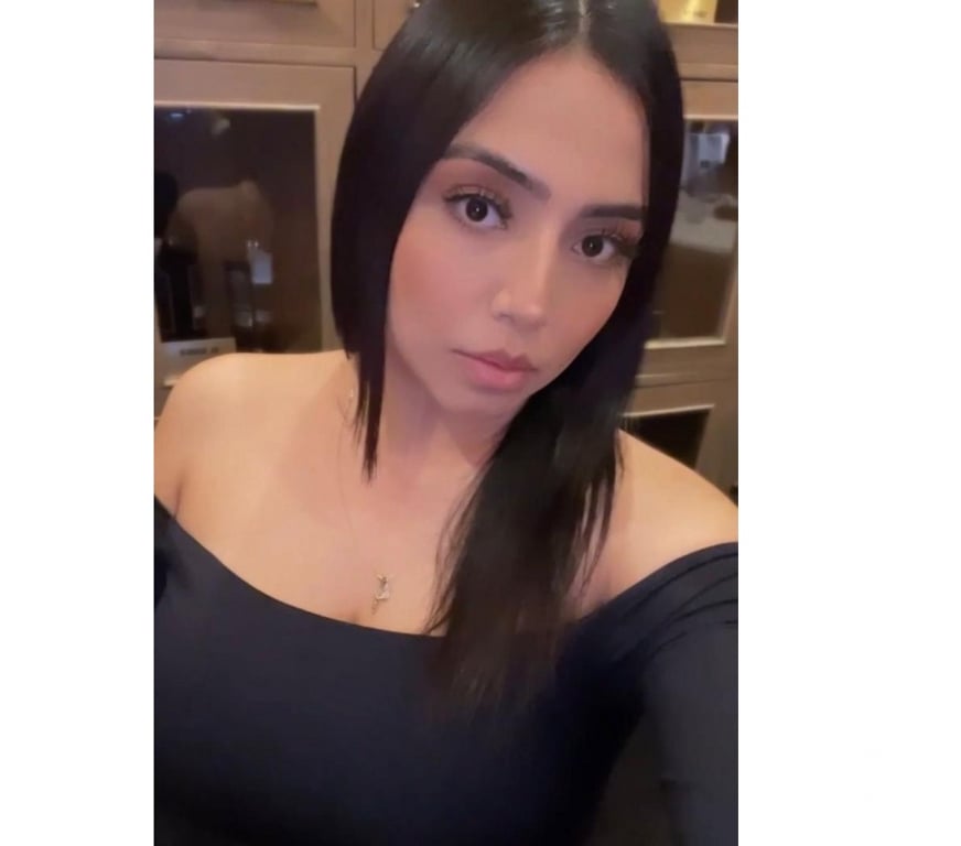 Escorts East London London City Airport - DLR Station - East London - Photos for PETITE BEAUTIFUL BUSTY 🫦 TOP SERVICES 🥵👅