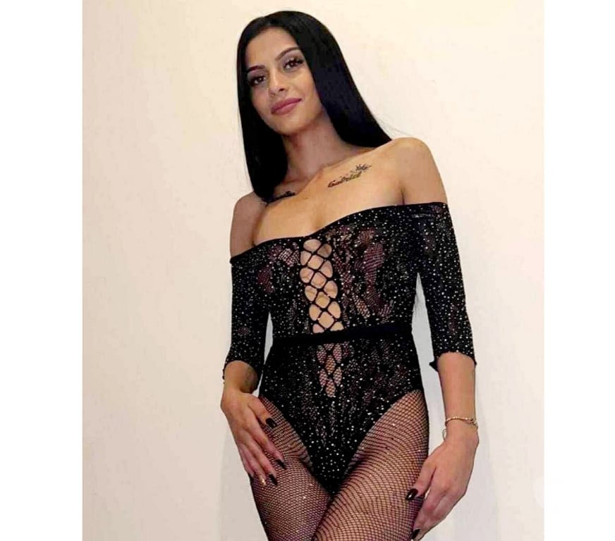 Escorts South East London Woolwich - South East London - Photos for Sensual girl bright with a bubbly personality kiss Maya