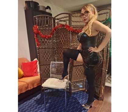 Escorts and Massages Canary Wharf East London - Photos for 🌶️ Bella gorgeous Milf Latina Canary Wharf