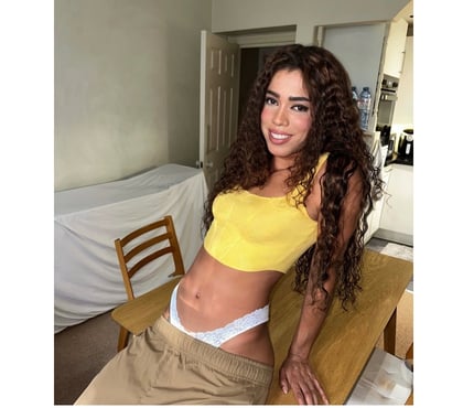 Trans Manchester City Centre Manchester - Photos for Kayle girl in tradition small hormone breasts