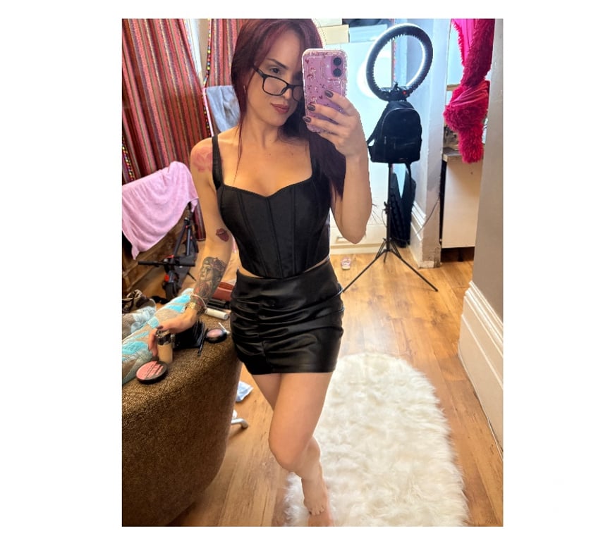Escorts Buckinghamshire Milton Keynes - Photos for _Sexy Alice 🌸🍑🥂