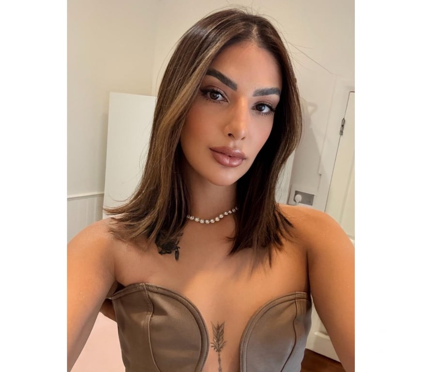 Escorts Cambridgeshire Cambridge - Photos for NAUGHTY CAMILA 🔥 PARTY GIRL 🥳