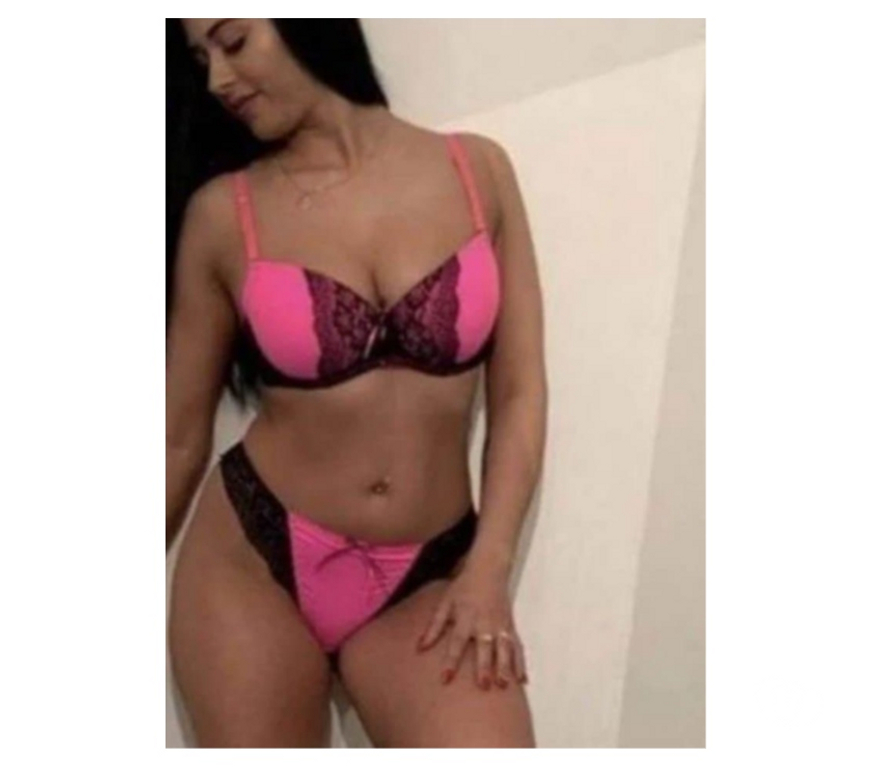 Escorts West Yorkshire Bradford - Photos for Hello my name is Karla party 🥳 🎉 🤪 ✨️