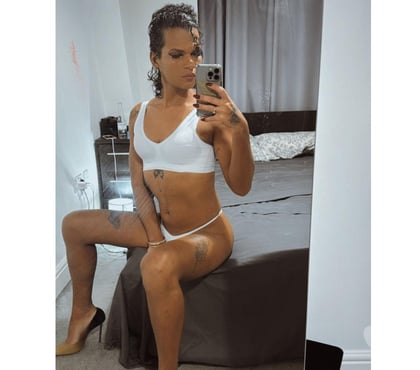 Trans Escorts Cricklewood North West London - Photos for 🔥TS 🔥 BRAZILIAN CURVES 💜 PARTY 🎉