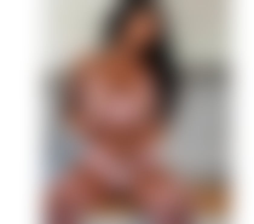 Escorts East London Dalston - East London - Photos for Hi im AMIRA💋new here💯 good party🥂🤍